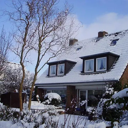 Appartement Anne-1-traumhafte-lage-mit-garten-und-strandkorb