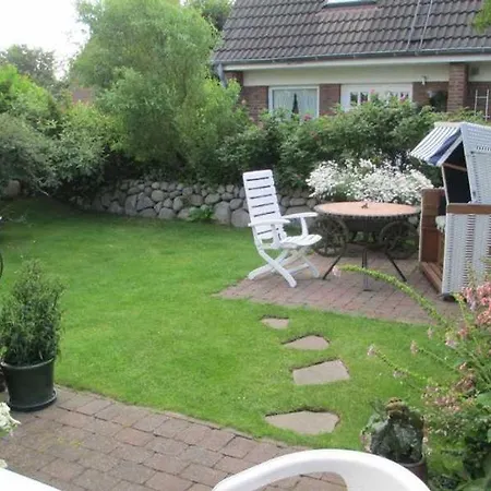 Lejlighed Anne-1-traumhafte-lage-mit-garten-und-strandkorb Vesterland